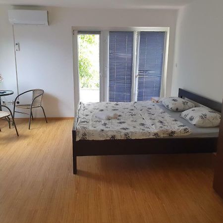 Damir Emir Hotell Tuzla Exteriör bild