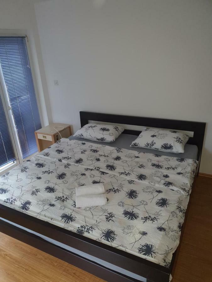 Damir Emir Hotell Tuzla Exteriör bild