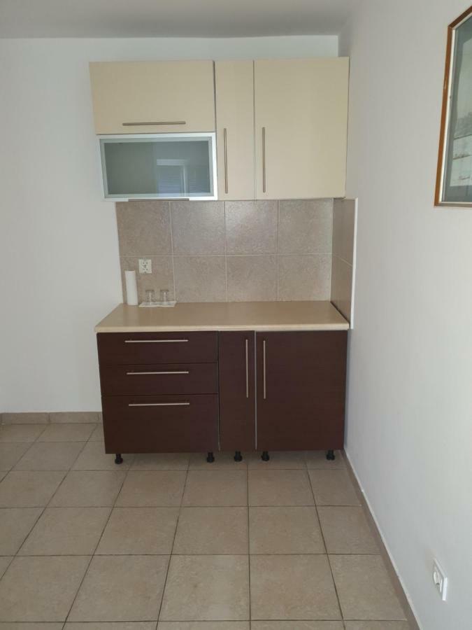 Damir Emir Hotell Tuzla Exteriör bild