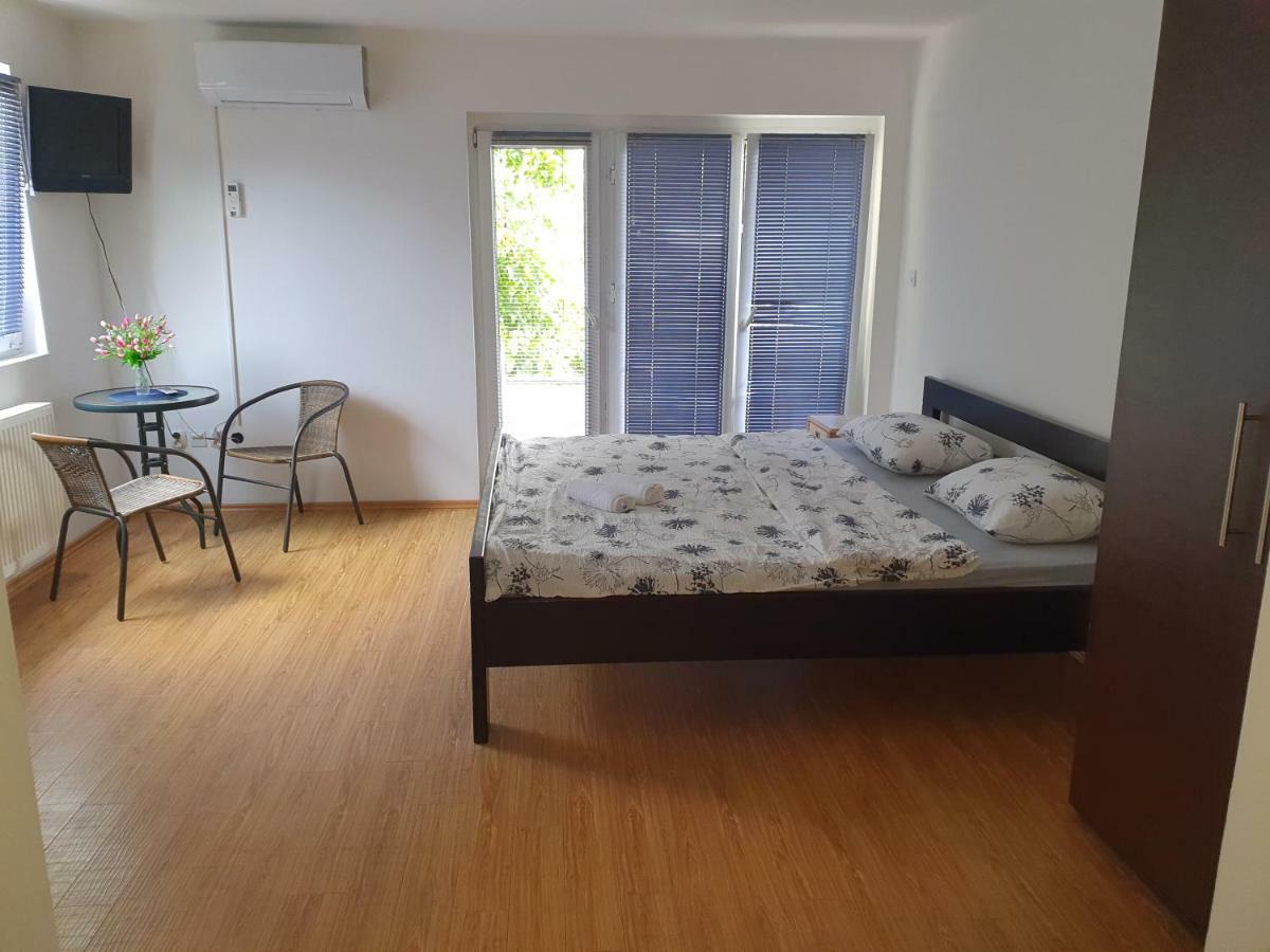 Damir Emir Hotell Tuzla Exteriör bild